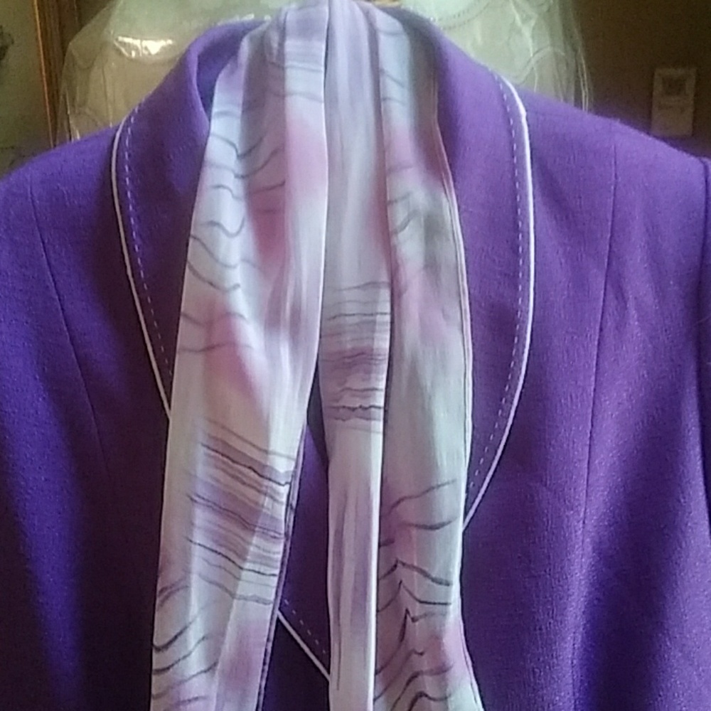 Purple jacket - Picture 3 of 3